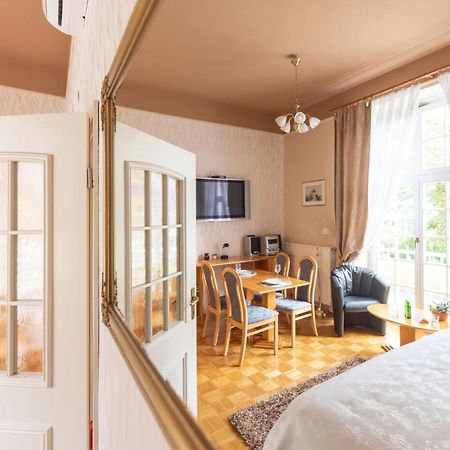 Apartment Vila Golf โรกัชกา สลาทินา ภายนอก รูปภาพ